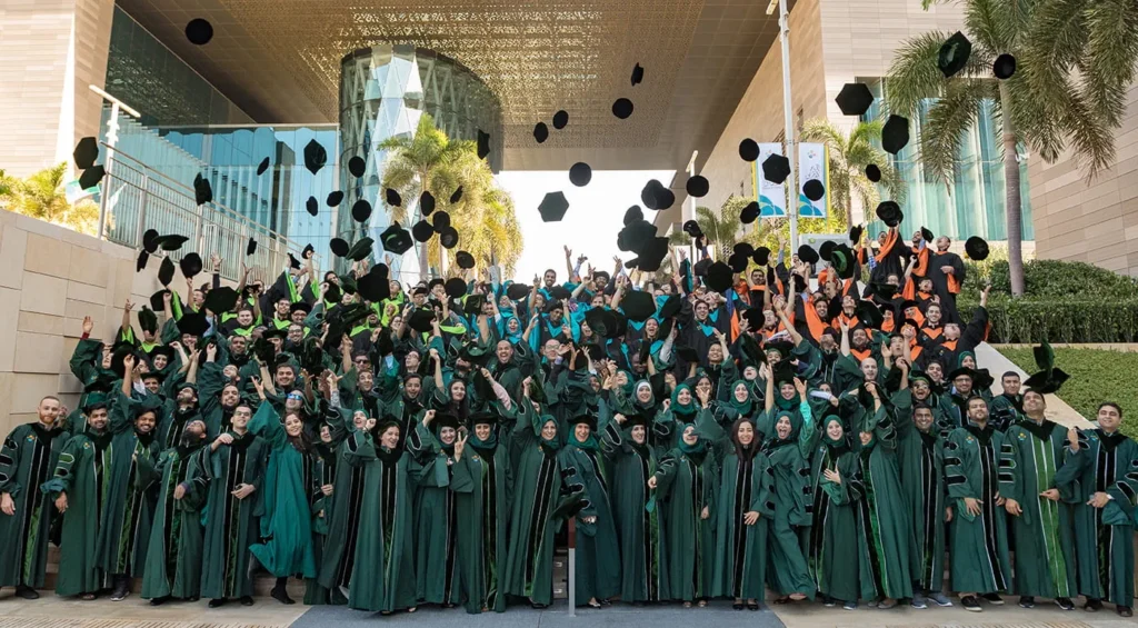 التحولات الاقتصادية وتأثيرها على مستقبل الشباب السعودي في ظل التغيرات العالمية