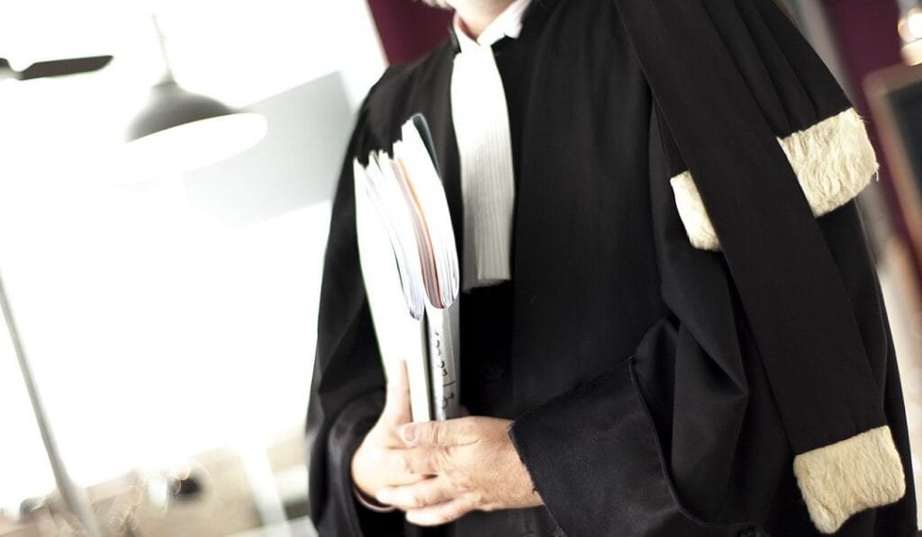 وظائف الرياض قانون