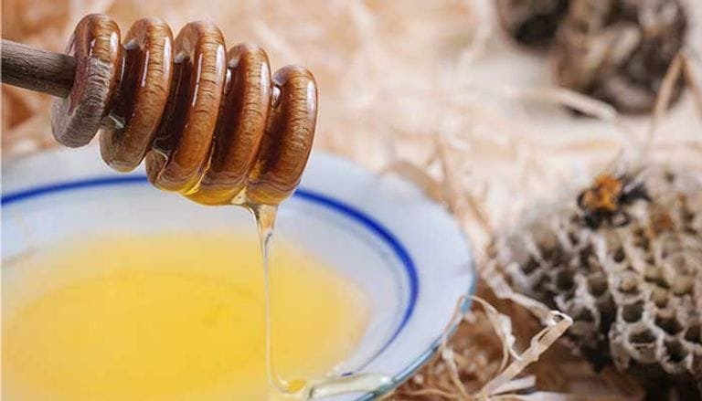تنظيف البشرة