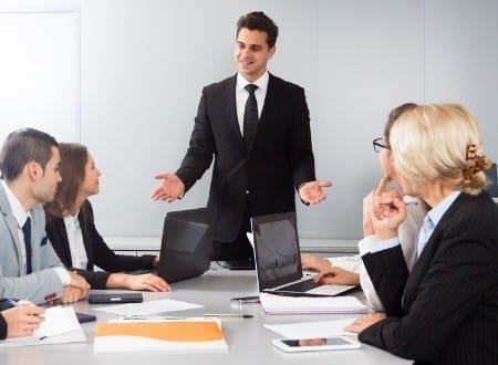 تعلم اللغة الإنجليزية للموظفين